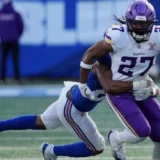 Vikings Bring RB Jordan Mason Back From Injured Reserve