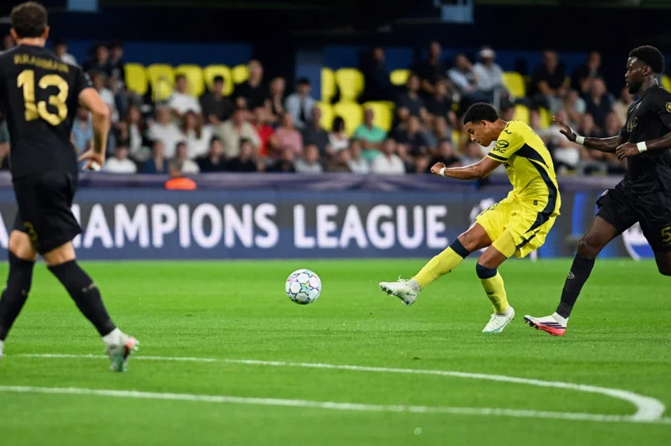 Villarreal Fight Back to Beat Napoli 3-1 in Champions League