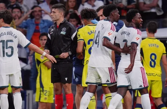 Vinícius Júnior Apologises After Villarreal Red Card