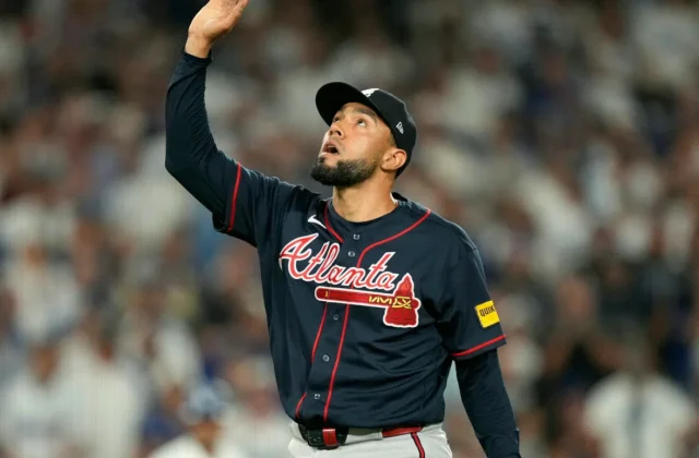 Robert Suarez Returns to Lift Braves in NLDS Game 2