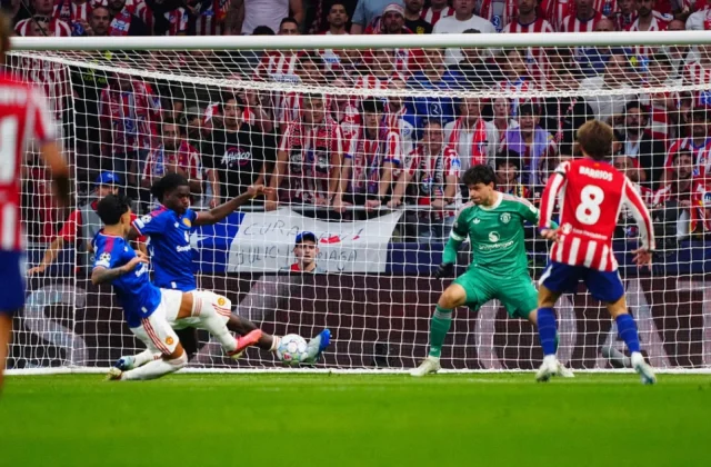 Atlético Madrid Honour Koke’s Mother in Win Over Manchester United