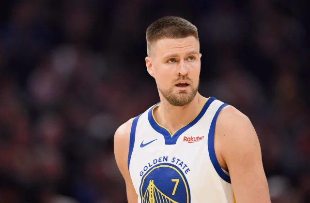 Porzingis Has No Return Timeline After Meeting With Warriors Officials