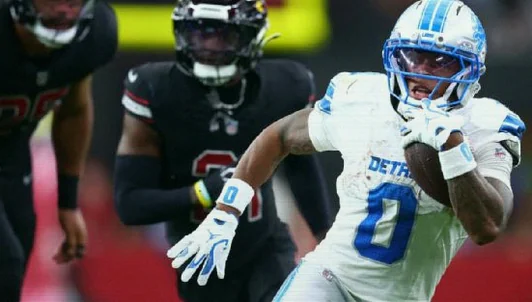 Detroit Lions Enter Bye Week With Offense Rolling and Defense Regaining Form