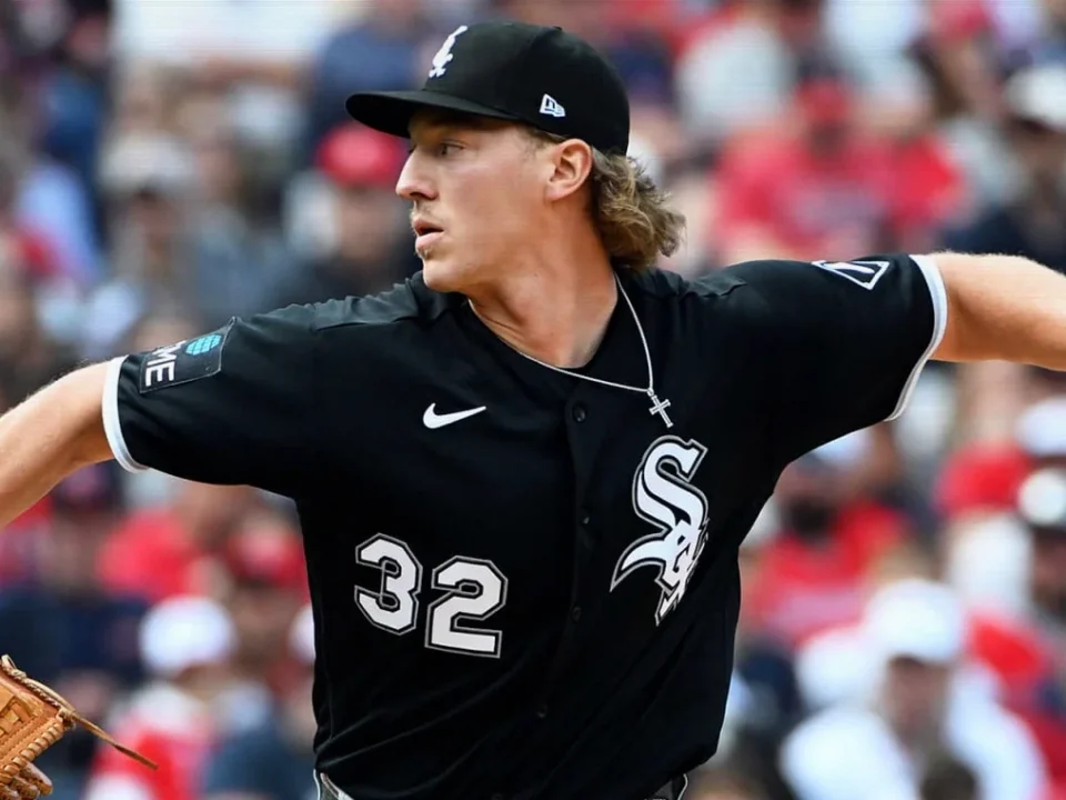 Hagen Smith Dominates in Relief as White Sox Take ALDS Game 1