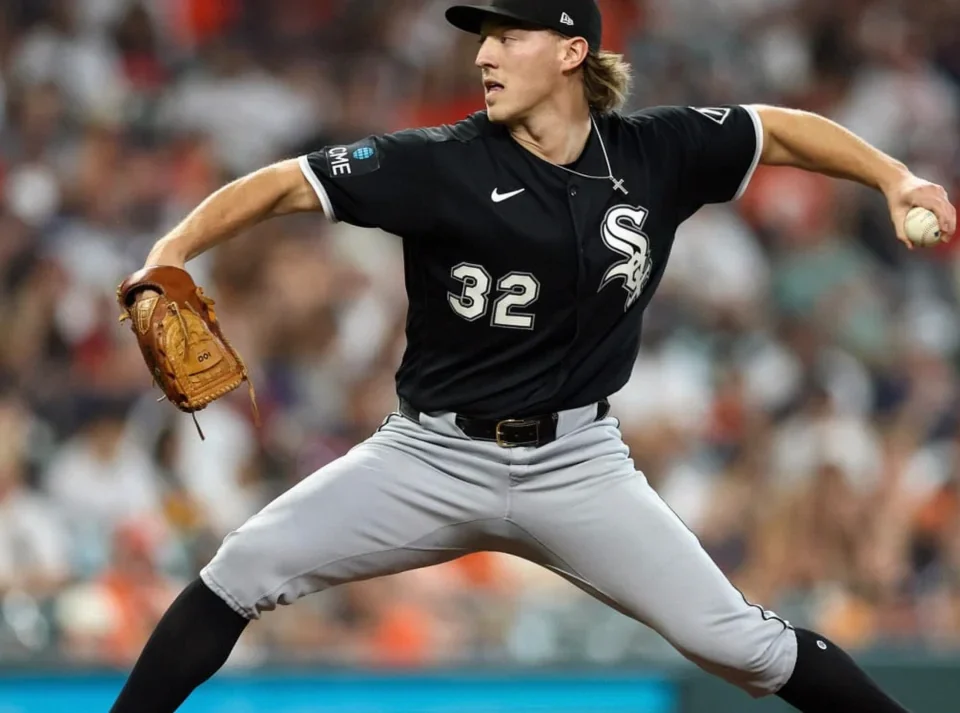 Hagen Smith Named White Sox Game 1 Starter for ALDS Opener in Cleveland