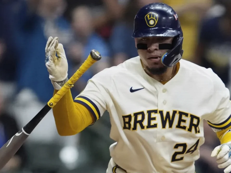 William Contreras Powers Brewers to 2-0 NLCS Lead Over Dodgers