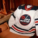 Jets, Canadiens Unveil Heritage-Inspired Sweaters for Outdoor Clash