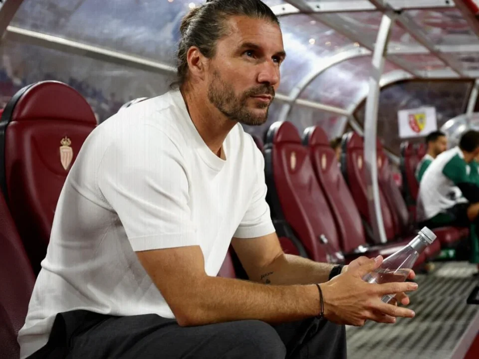 Lens Coach Cahuzac Faces Lyon Test Without Injured Abdallah Sima