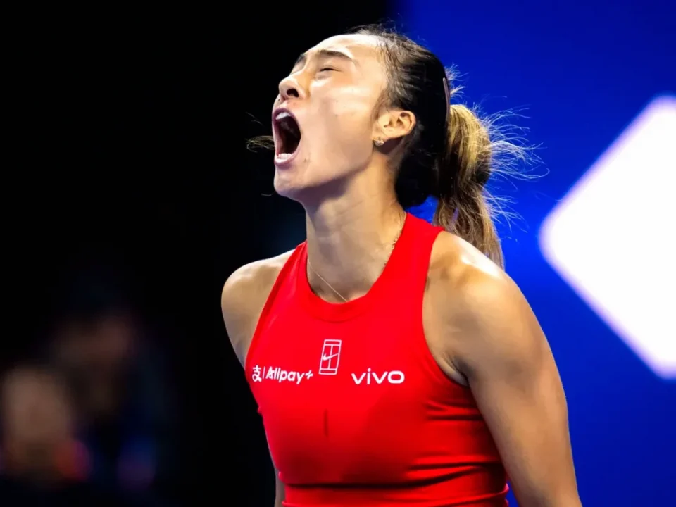 Zheng Qinwen Beats Svitolina to Reach China Open Semifinals